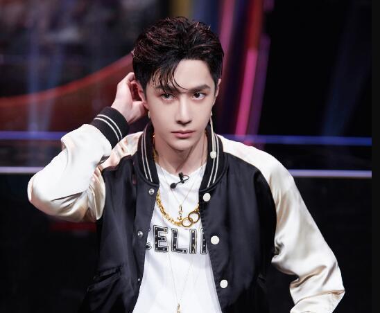 爆料娱乐圈王一博  第1张